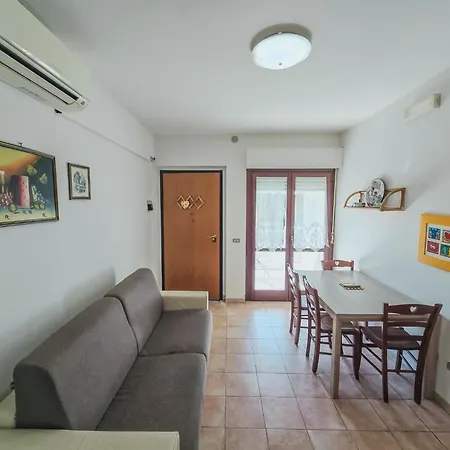 Apartment Oceano 20 A 180 Mt Dal Mare Porto d'Ascoli
