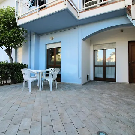 Apartament Oceano 20 A 180 Mt Dal Mare