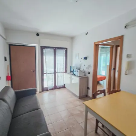 Oceano 20 A 180 Mt Dal Mare Apartment *