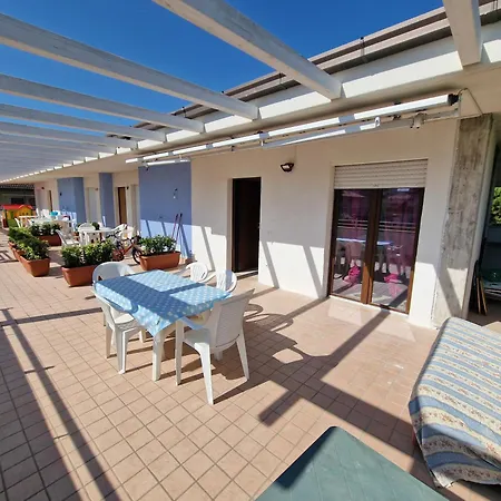 Oceano 20 A 180 Mt Dal Mare Apartment *