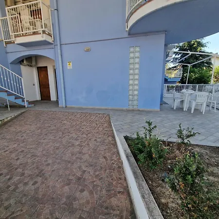 Oceano 20 A 180 Mt Dal Mare Porto d'Ascoli