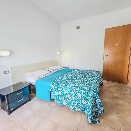 Oceano 20 A 180 Mt Dal Mare Apartment *