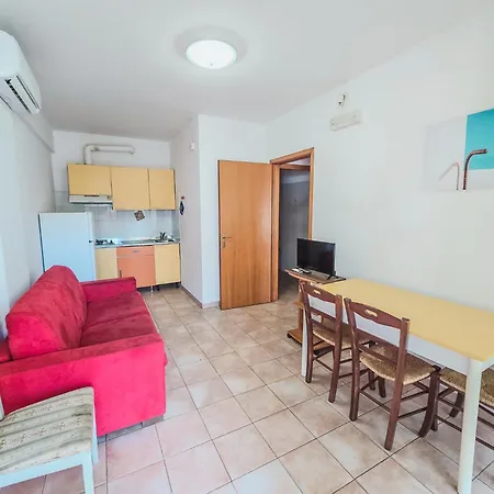 Apartamento Oceano 20 A 180 Mt Dal Mare