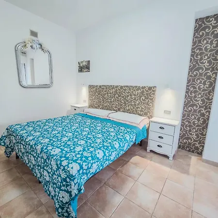 Apartamento Oceano 20 A 180 Mt Dal Mare
