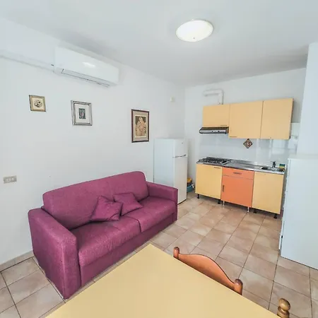 Oceano 20 A 180 Mt Dal Mare Porto d'Ascoli